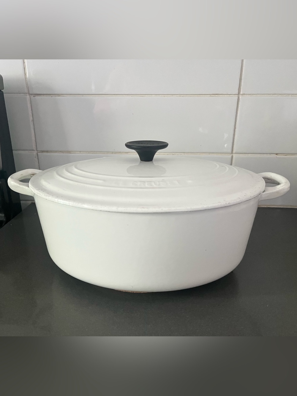 LE CREUSET large white oval Dutch oven, as is